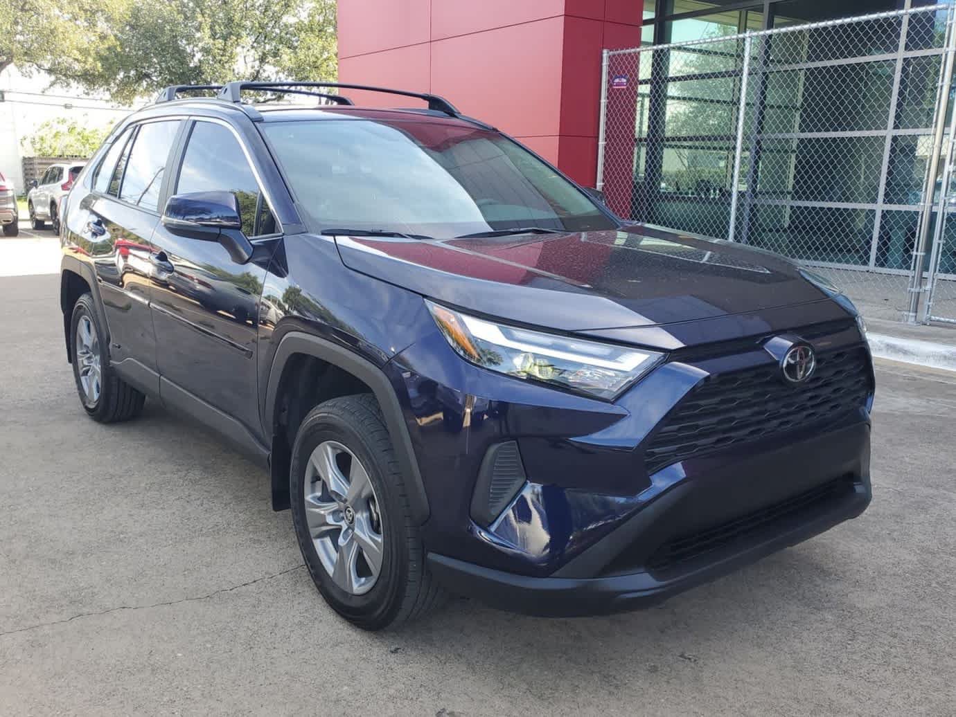 Used 2025 Toyota RAV4 XLE w/ Convenience Package AWD/4WD image 8