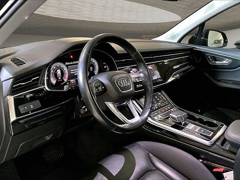 Used 2021 Audi Q7 3.0T Premium Plus AWD/4WD image 11