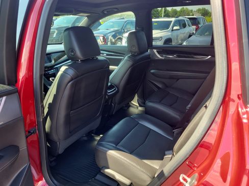 Used 2020 Cadillac XT6 Premium Luxury FWD image 15