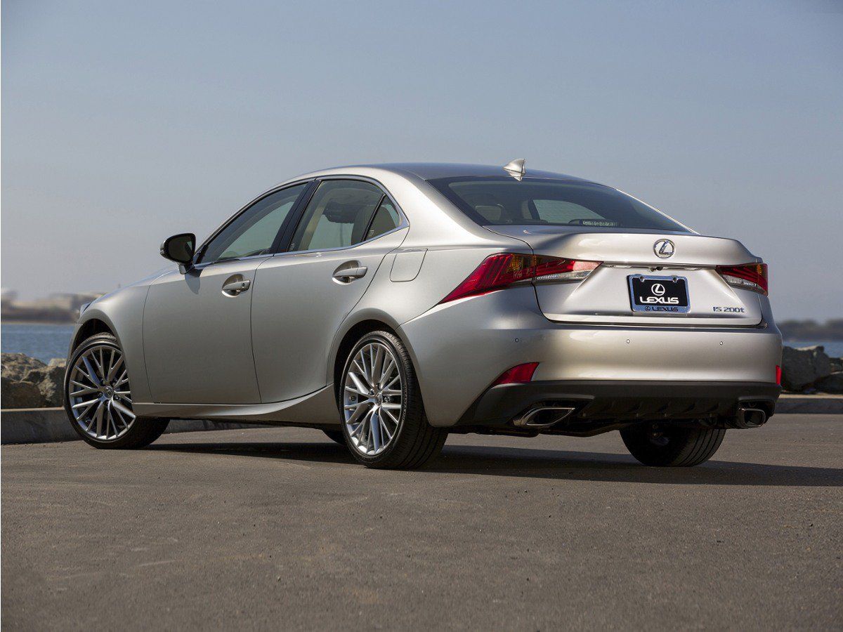 Used 2018 Lexus IS 300 w/ Premium Package RWD image 1