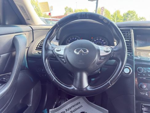 Used 2016 INFINITI QX70 AWD image 23