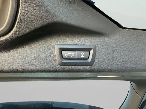 Used 2021 BMW X5 xDrive40i w/ M Sport Package image 36