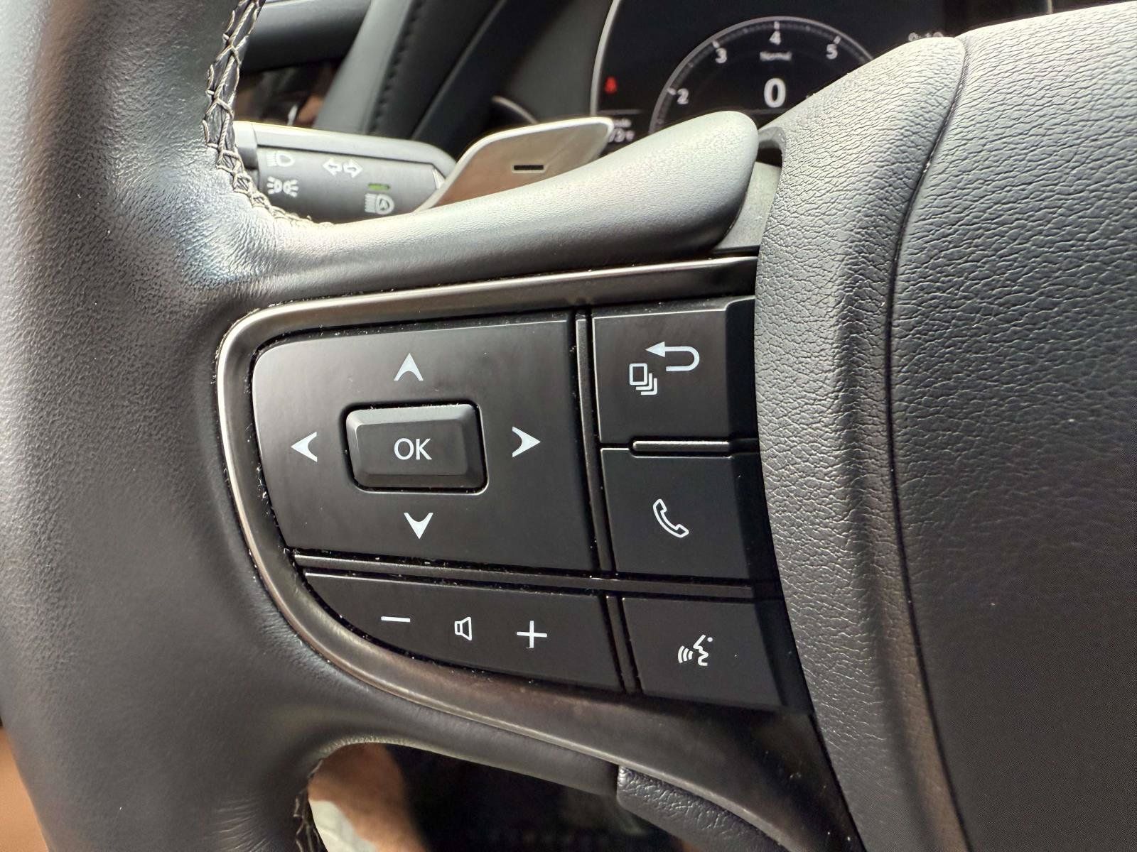Used 2022 Lexus LS 500 AWD w/ Accessory Package (Z1) image 22