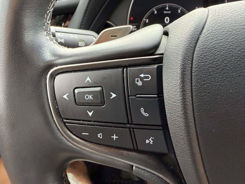 Used 2022 Lexus LS 500 AWD w/ Accessory Package (Z1) image 22