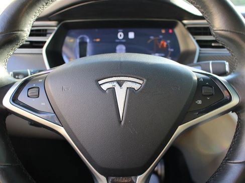 Used 2016 Tesla Model X 75D image 15