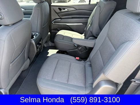 Used 2024 Chevrolet Traverse LT AWD/4WD image 7