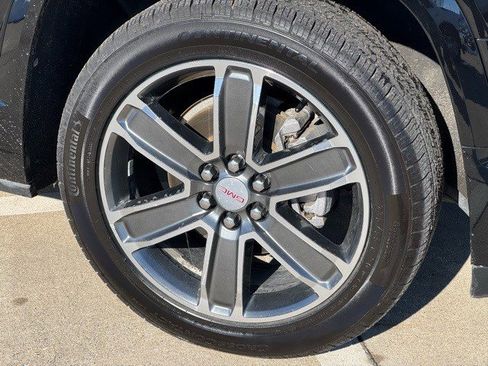 Used 2017 GMC Acadia Denali w/ Technology Package image 46