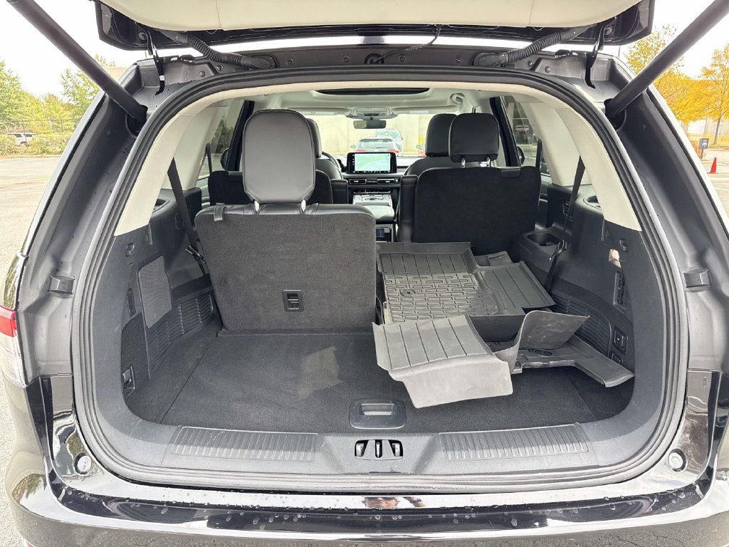 Used 2025 Lincoln Aviator AWD image 24