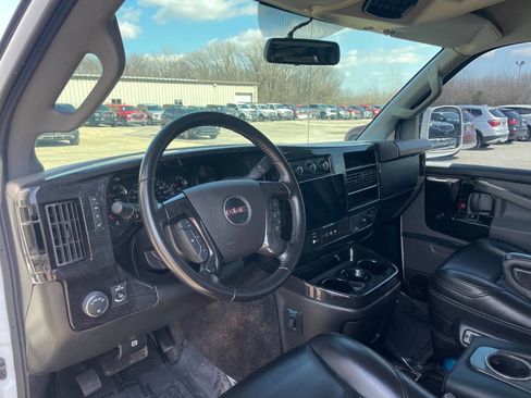 Used 2023 GMC Savana 2500 Extended image 19
