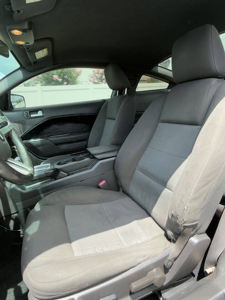 Used 2007 Ford Mustang Premium RWD image 11