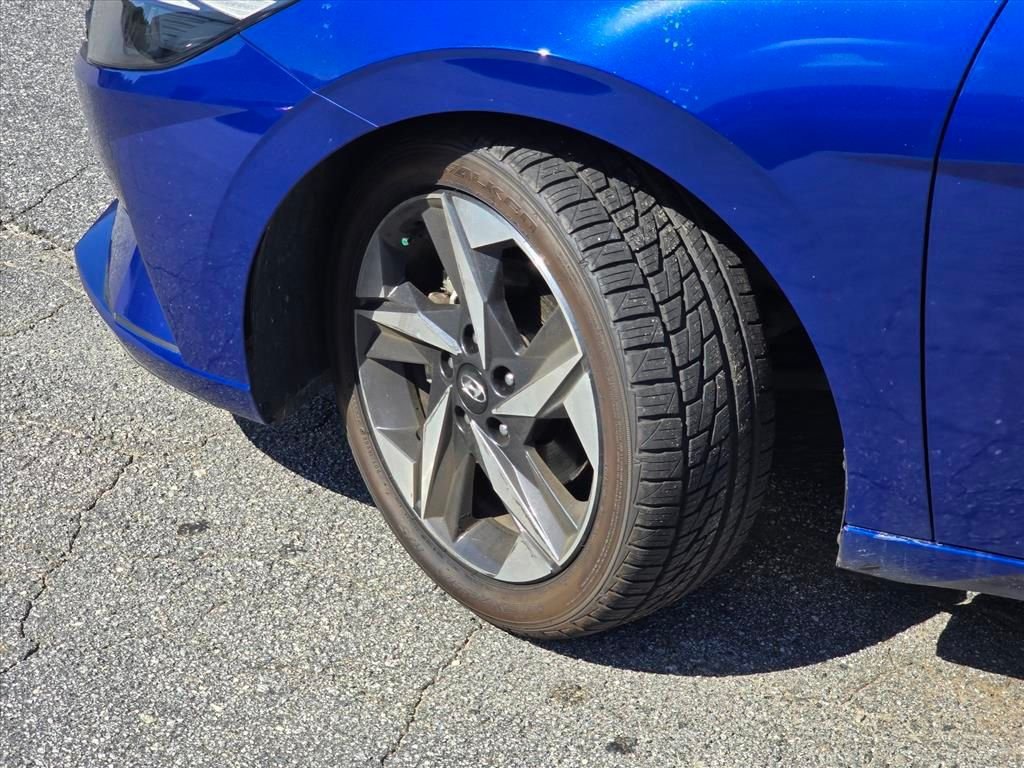 Used 2023 Hyundai Elantra SEL w/ Convenience Package FWD image 27