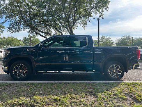 Used 2023 GMC Sierra 1500 SLT w/ SLT Premium Package AWD/4WD image 2