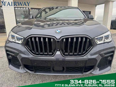 Used 2022 BMW X6 M50i w/ Executive Package image 3
