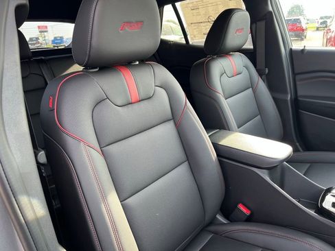 New 2026 Chevrolet Trax RS FWD image 10