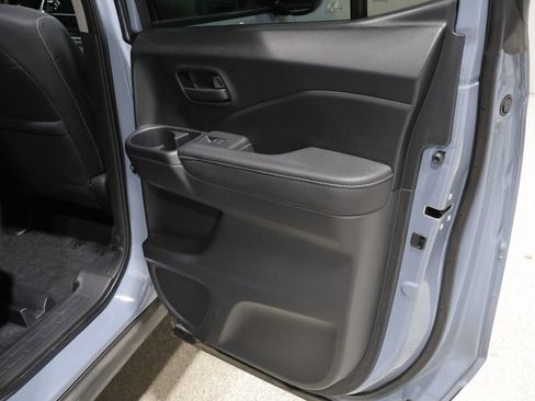 Used 2025 Honda Ridgeline Sport image 21