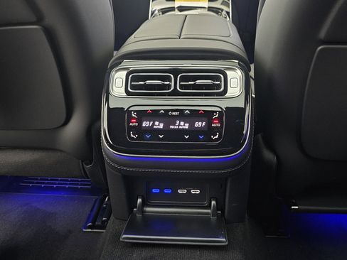 New 2025 Mercedes-Benz S 63 AMG S image 32