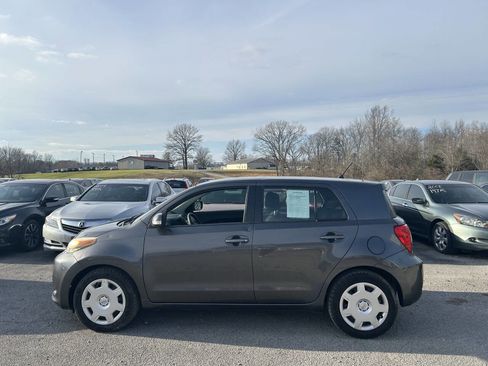 Used 2010 Scion xD FWD image 3