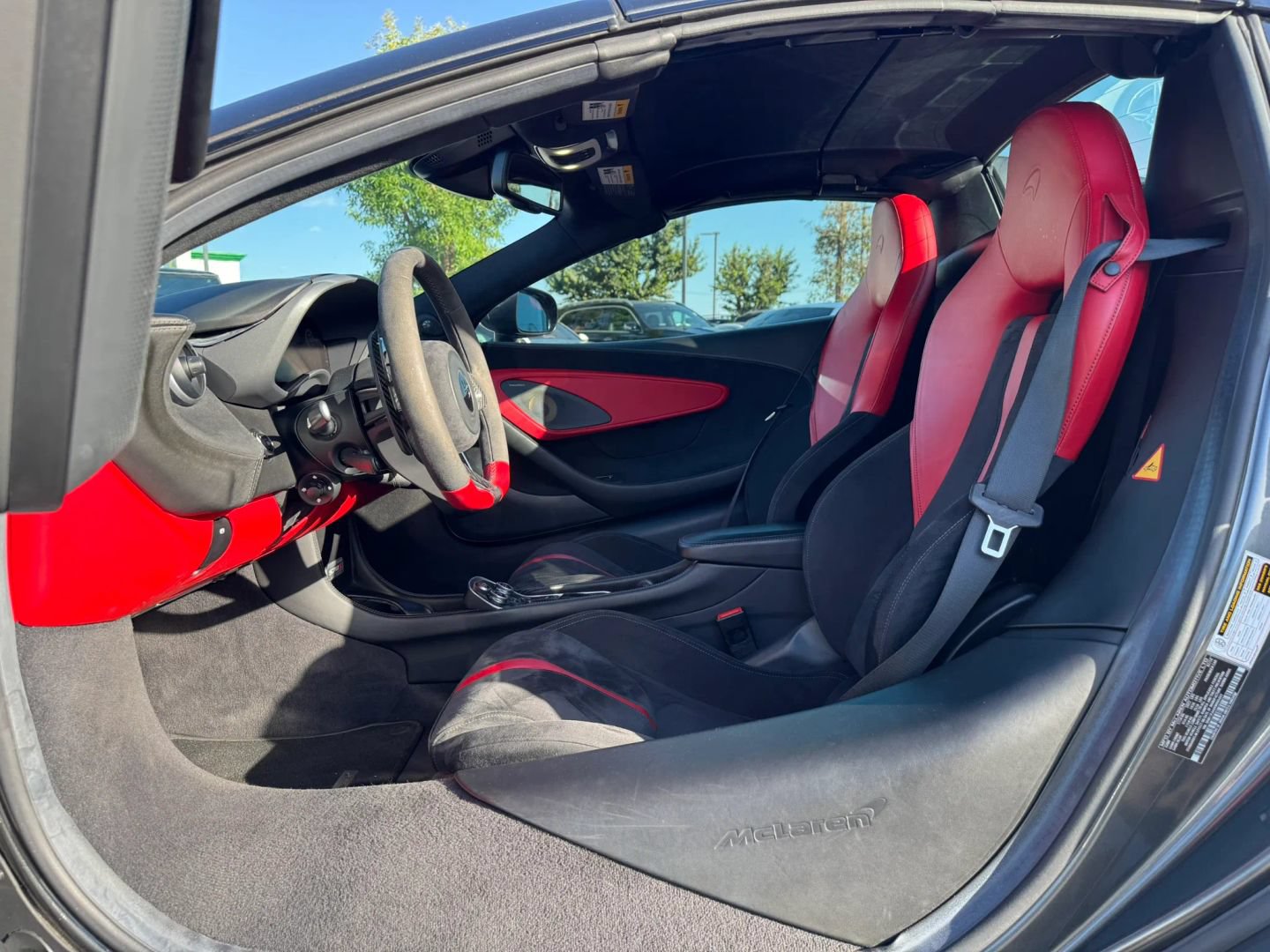 Used 2019 McLaren 570S Spider RWD image 37