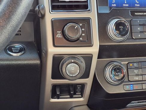 Used 2020 Ford F150 Lariat w/ Equipment Group 502A Luxury image 16