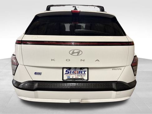 Used 2024 Hyundai Kona SEL image 4