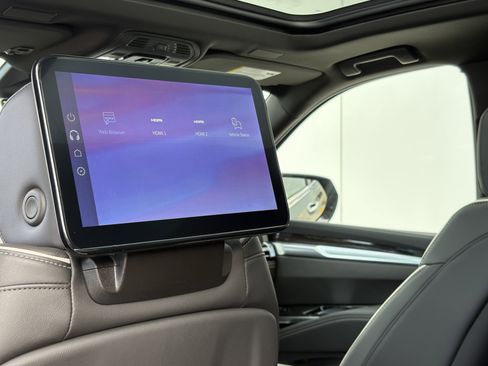 New 2026 Cadillac Escalade Luxury w/ Touring Package image 15