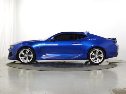 Used 2017 Chevrolet Camaro SS image 5