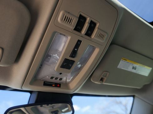 Used 2016 Cadillac SRX Premium w/ Trailering Package image 21