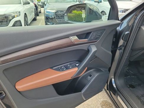 Used 2021 Audi Q5 2.0T Premium AWD/4WD image 18