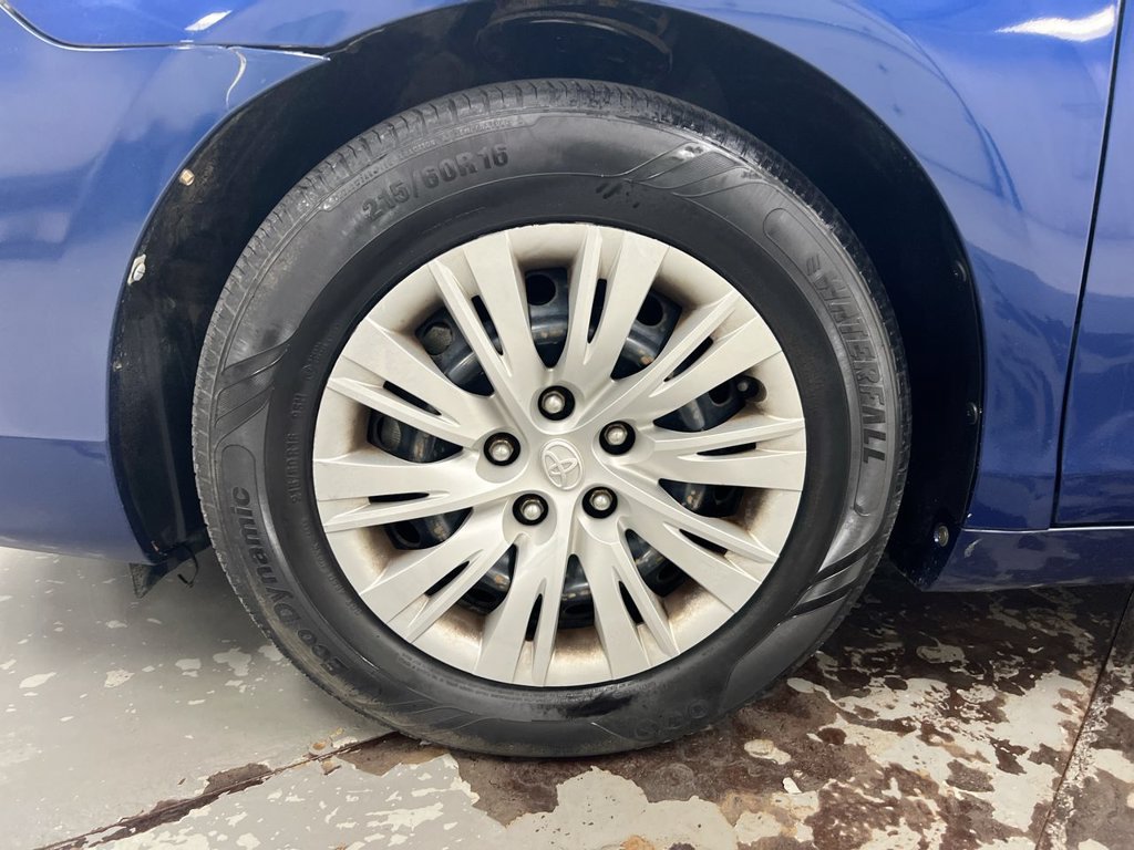 Used 2011 Toyota Camry LE w/ LE Extra-Value Pkg FWD image 24