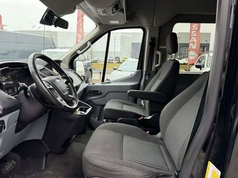 Used 2019 Ford Transit 350 XLT image 11