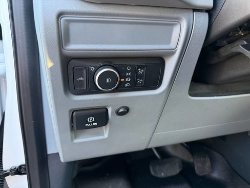 Used 2021 Ford F150 XLT w/ Trailer Tow Package image 16