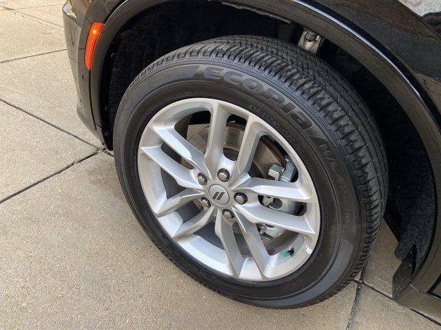 Used 2025 Dodge Durango GT AWD/4WD image 25