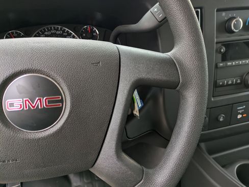 New 2024 GMC Savana 3500 Extended w/ Power Convenience Package image 22