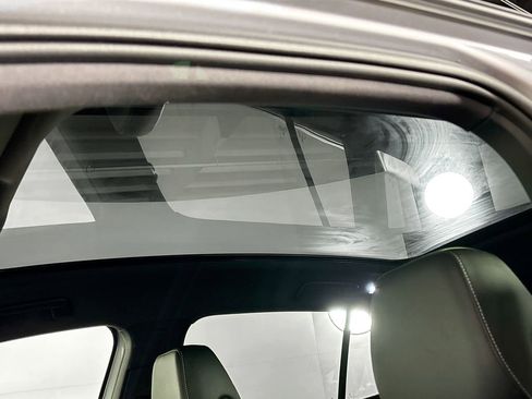 Certified 2023 Volkswagen ID.4 Pro S image 19