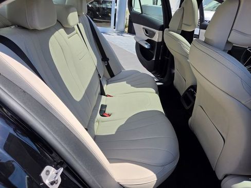 Used 2025 Mercedes-Benz E 350 Sedan w/ Winter Package image 20