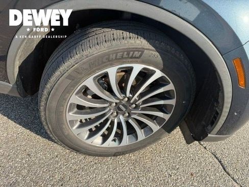 Used 2021 Lincoln Aviator Reserve w/ Equipment Group 201A AWD/4WD image 43