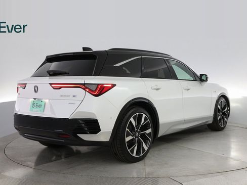 Used 2024 Acura ZDX Type S image 12