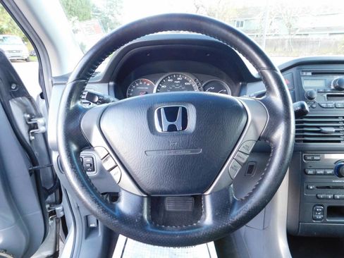 Used 2005 Honda Pilot EX-L image 10