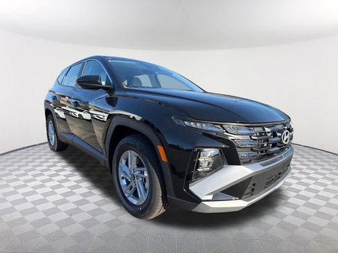 New 2026 Hyundai Tucson SE image 3