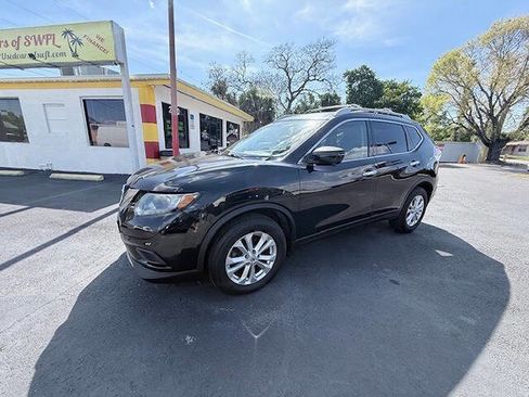 Used 2016 Nissan Rogue SV w/ SV Premium Package image 1