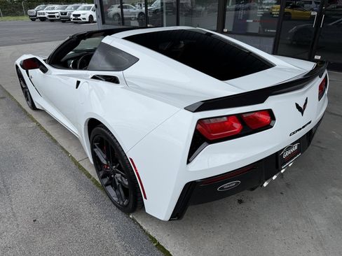 Used 2016 Chevrolet Corvette Stingray Coupe w/ Z51 2LT w/ 2LT Preferred Equipment Group RWD image 12