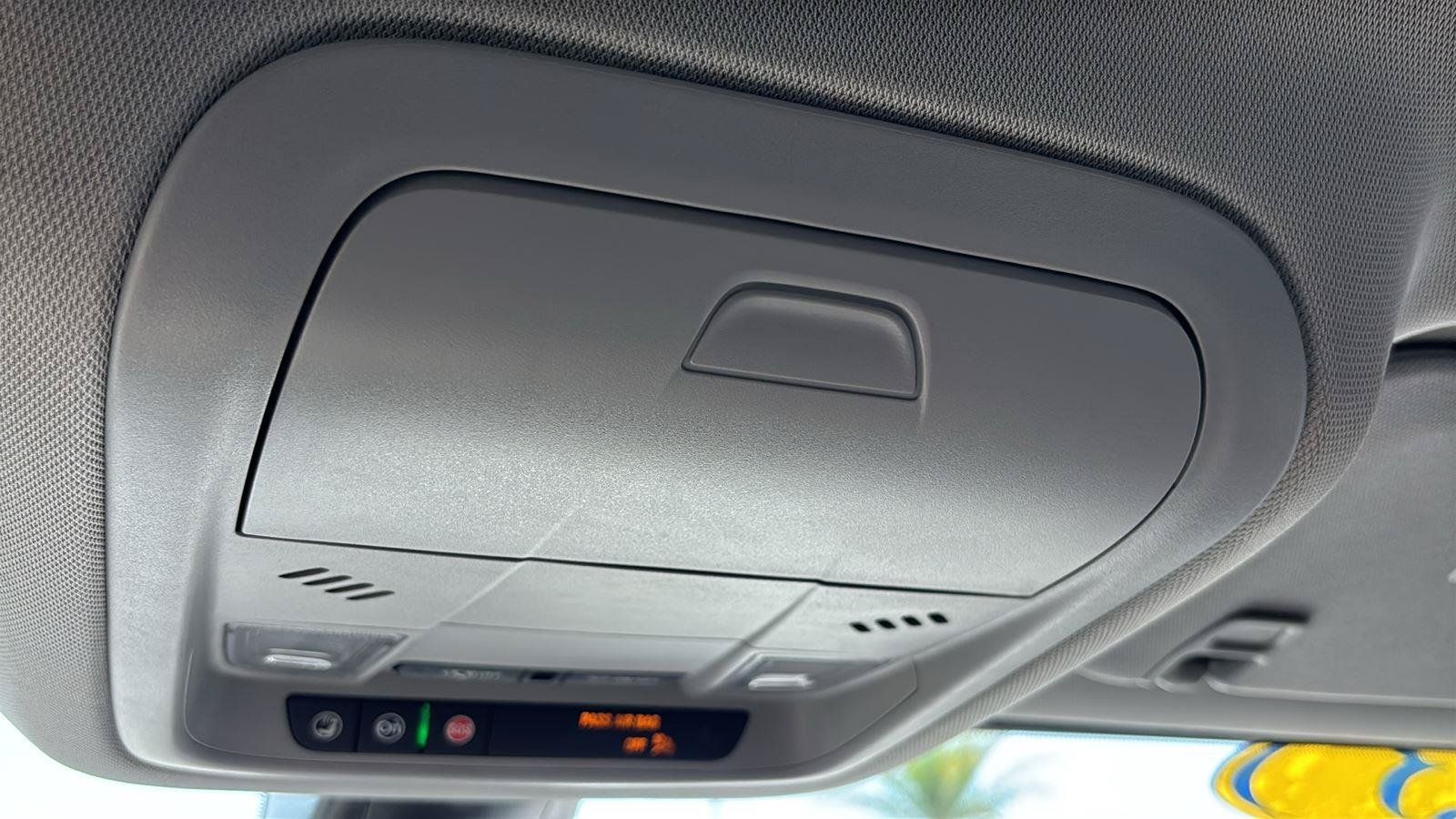 Certified 2023 GMC Acadia SLE w/ Driver Convenience Package FWD image 37