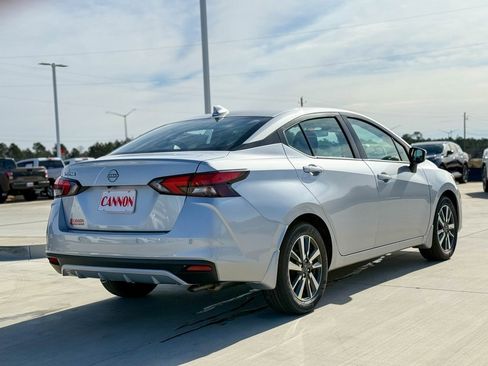 New 2025 Nissan Versa SV image 6