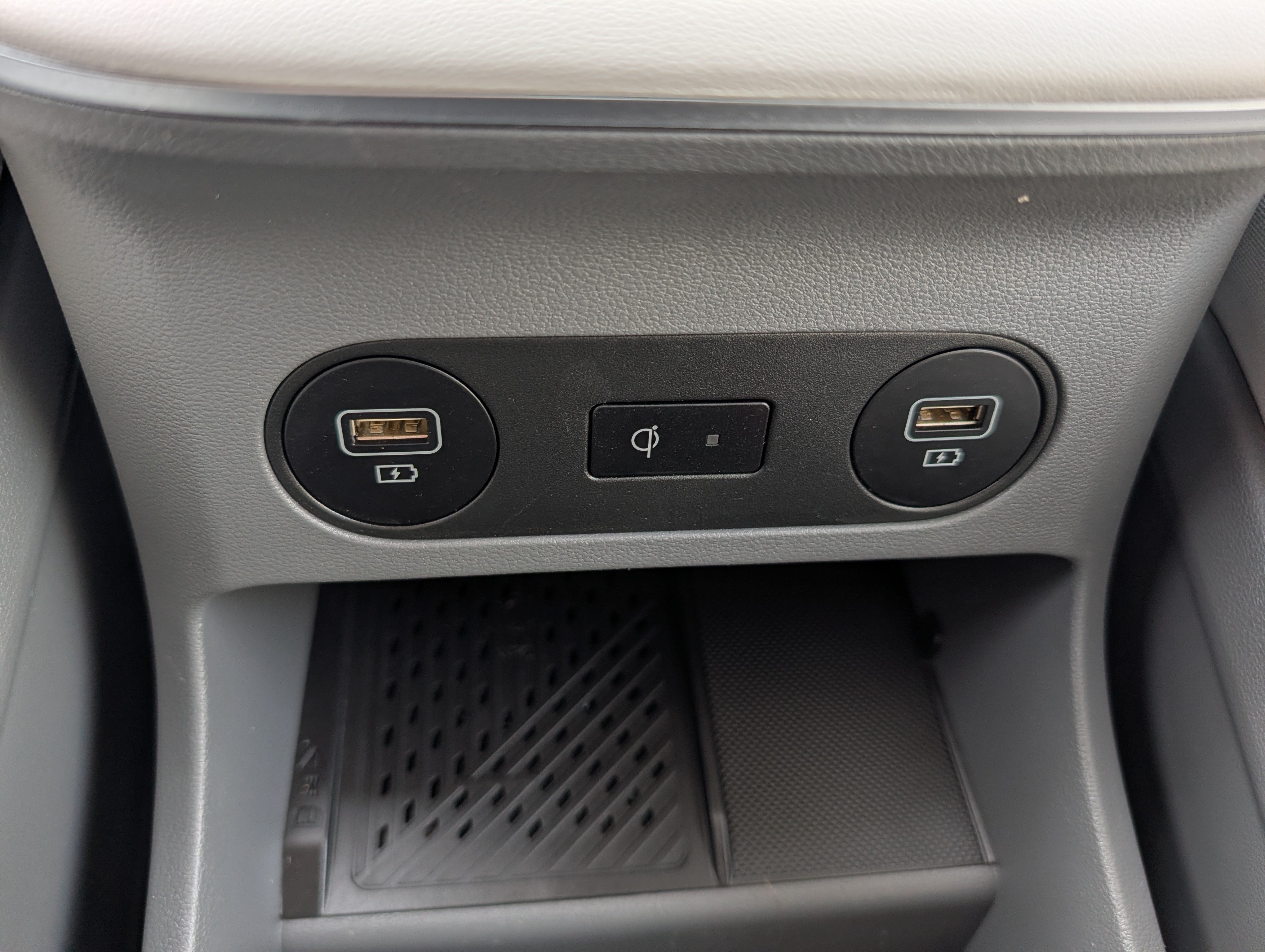 Certified 2024 Hyundai Ioniq 5 Limited AWD/4WD image 32