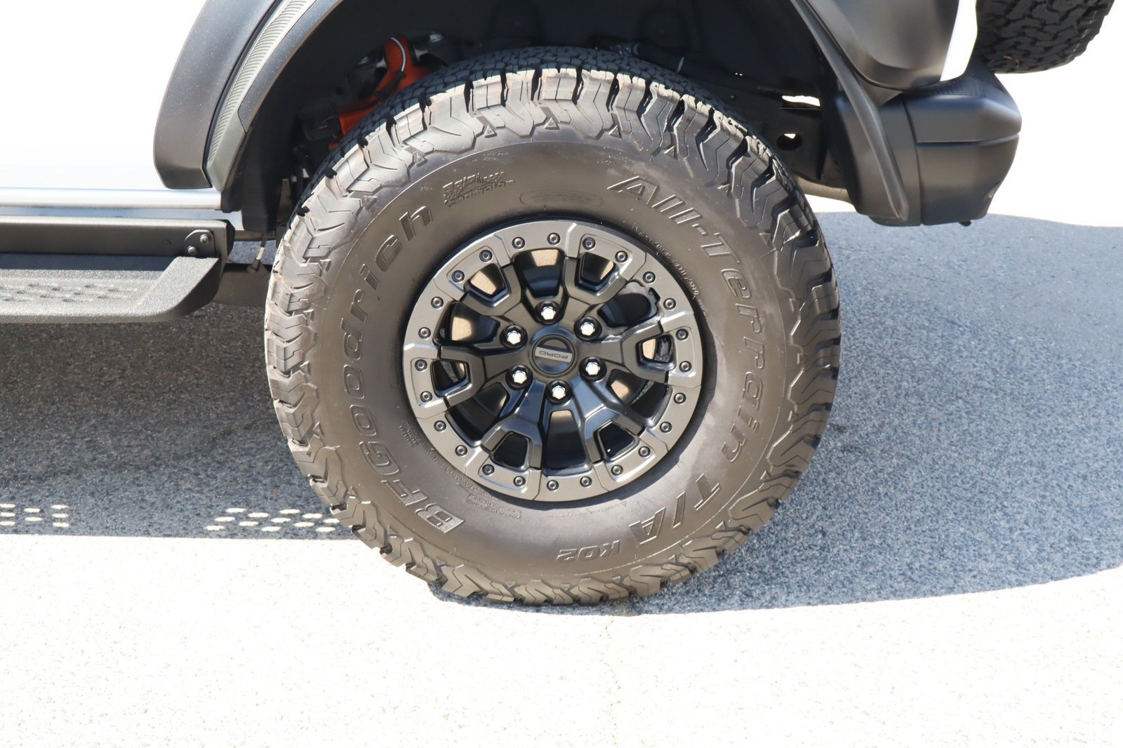 Used 2025 Ford Bronco Raptor AWD/4WD image 13