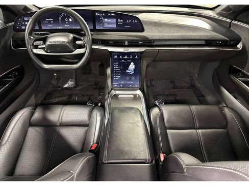 Used 2025 Lucid Air Grand Touring image 23