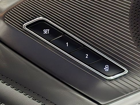 Certified 2023 Chevrolet Corvette Z06 w/ Stealth Interior Trim Package image 26