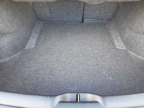 Used 2023 Chrysler 300 C RWD image 19