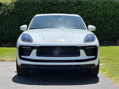 New 2026 Porsche Macan AWD/4WD image 11