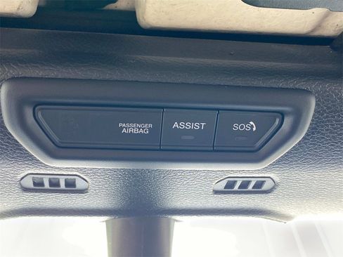 Used 2022 Jeep Wrangler Unlimited Sahara w/ Cold Weather Group image 36